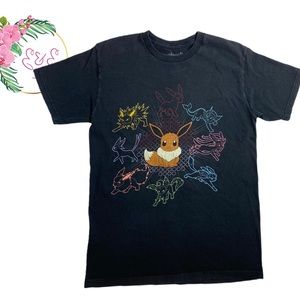 POKEMON Eevee Evolution Graphic Black Tee Small